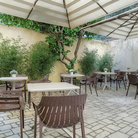 Cosmos Hotel Florence