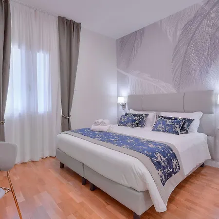 Hotel Cosmos
