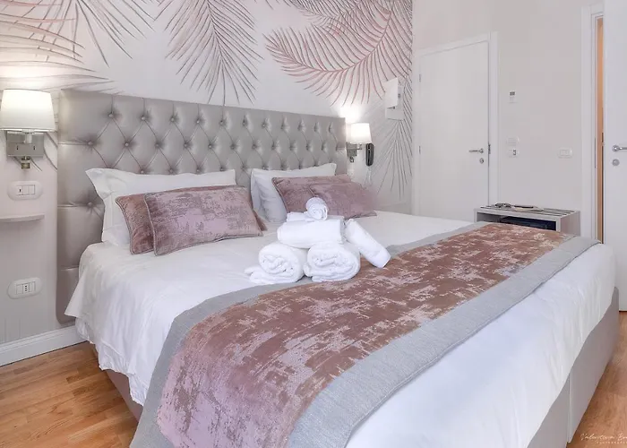Hotel Cosmos