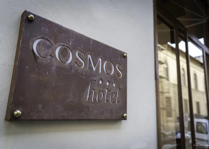 Hotel Cosmos 3*